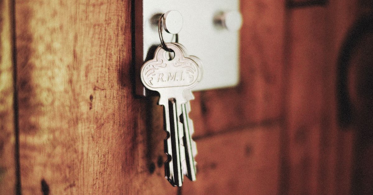Should You Rekey When a Roommate Leaves in Raleigh? — Raleigh Pro Locksmith